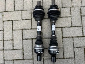 Mercedes 118 CLA A 1773305500 półoś prawa OK