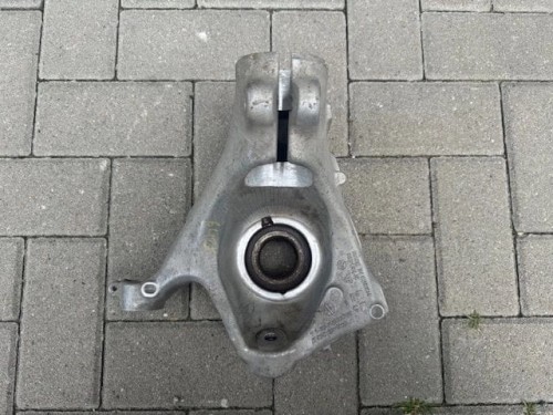 Porsche 992 911 992407258B zwrotnica prawa oryg OK