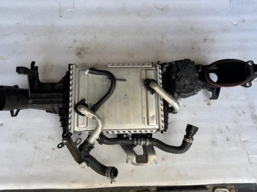 Mercedes OM 656 A 6560900300 Intercooler kpl NOWY