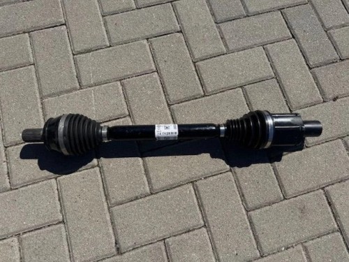 Mercedes CLA 174 A1743308000 półoś ORYG NOWA