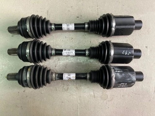 Mercedes EQC A 2933300300 0500 Póloś przód OK