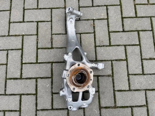 AUDI Q5 E-TRON 85E407568D 85E407242E zwrotnica ORYG