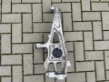 AUDI Q5 E-TRON 85E407568D 85E407242E zwrotnica ORYG