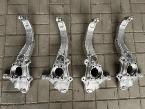 BMW X5 X7 G05 G07 6876656 655 zwrotnica ORYG NOWA