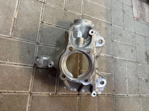 Mercedes CLA 174 1743320300 lewa Zwrotnica NOWA