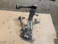 Mercedes E 214 A 2143320200 Zwrotnica wahacze kpl ORYG