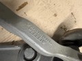Mercedes E 214 A 2143320200 Zwrotnica wahacze kpl ORYG