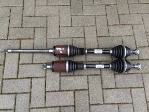 BMW G11 G12 XD 8639520 8639519 półoś ORYG OK