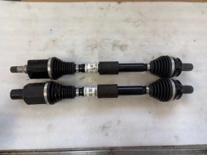 Mercedes CLA 178 174 A 1743305400 5500 półoś przód ORYG OK