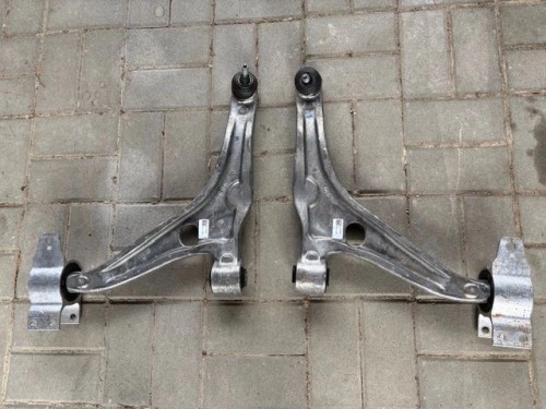Mercedes 247 GLB GLA A 2473308502 8602 Wahacz NOWY