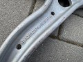Mercedes 246 176 2463330400 prawy Wahacz NOWY