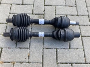 Mercedes A 45 CLA GLA AMG A 2463309200 9300 półoś NOWA