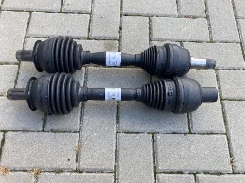 Mercedes A 45 CLA GLA AMG A 2463309200 9300 półoś NOWA