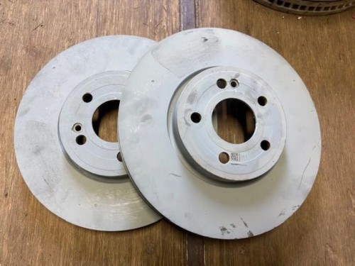 Mercedes 118 177 247 A2474210712 tarcze klocki NEW