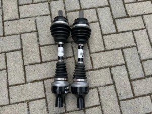 Mercedes 177 247 A 1773305300 Półoś przód Igła