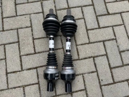 Mercedes 177 247 A 1773305300 Półoś przód Igła