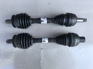 Mercedes CLA GLA 176 246 A 2463302701 Półoś lewa Igła