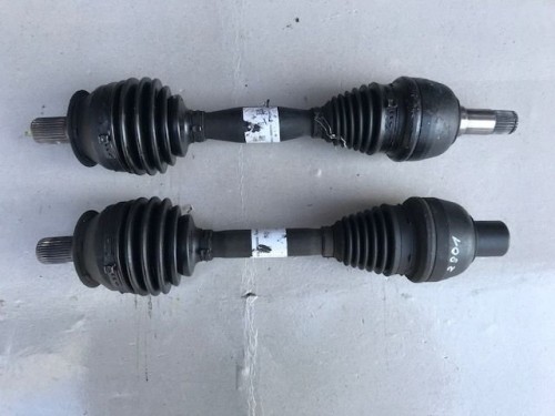 Mercedes CLA GLA 176 246 A 2463302701 Półoś lewa Igła