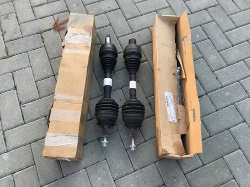 Mercedes A 45 CLA GLA AMG A 2463309200 9300 półoś