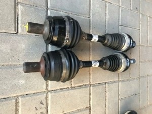 Mercedes CLA GLA 176 246 A 2463301701 2463301601 Półoś