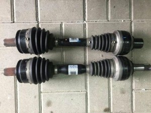 Mercedes CLA GLA A 2463309800 9900 Półoś