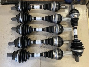 Mercedes A 35 AMG 177 A1773301501 półoś ORYG NOWA