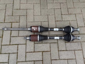 BMW G11 G12 XD 8639520 prawa półoś ORYG OK
