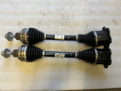 Audi Q5 8MA 8MA407271A półoś ORYG NOWA