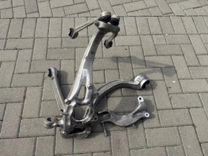 Audi Q5 80A 80A407559 zwrotnica lewa wahacze kpl