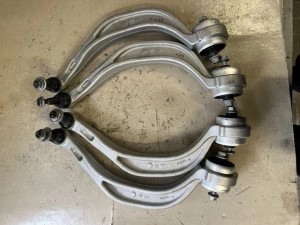 Audi Q5 80A 80A407693 80A407694 wahacz ORYG NOWY