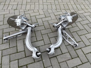 Mercedes SL 232 AMG A 2323320702 0802 zwrotnica wahacz NOWA ORYG