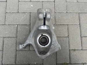 Porsche 992 911 992407258B zwrotnica prawa oryg OK