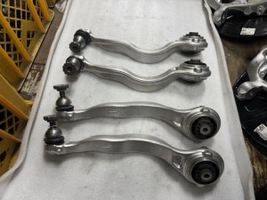Mercedes C 206 2wd 2063308102 8202 wahacz ORYG NOWY