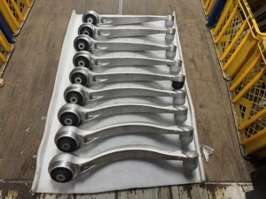 AUDI Q5 Q6 E-TRON 85E407695C 85E407693F wahacz ORYG NOWY
