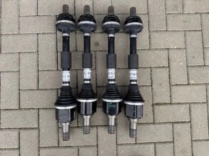 Mercedes CLA 1743504102 4202 tył półos tył NOWA ORYG