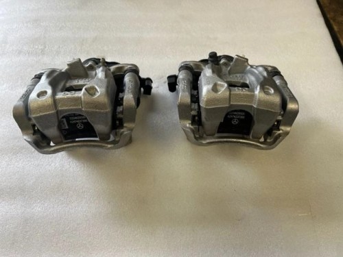 Mercedes 177 118 247 tył zacisk klocki ORYG NOWE
