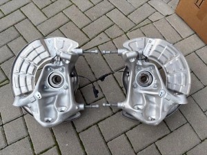 Mercedes SL 232 AMG A 2323320702 0802 zwrotnica piasta NOWA