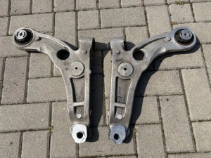 Jeep Cherokee 15r 258AA 259AB wahacz przód OK