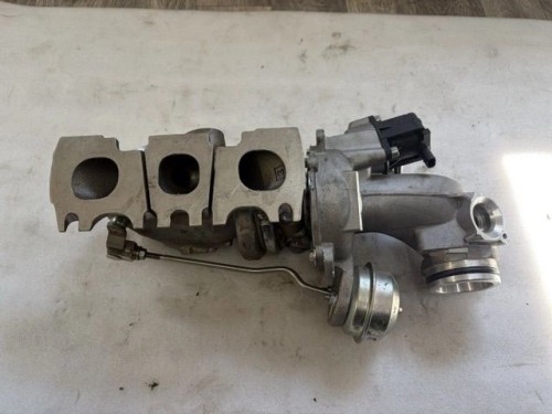 Mercedes M 276 DE30LA V6 A 2760902880 NOWA Turbina