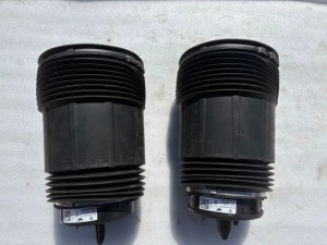 Porsche Cayenne 9Y 9Y4 9Y4616001B 002B poduszka ORYG NOWA