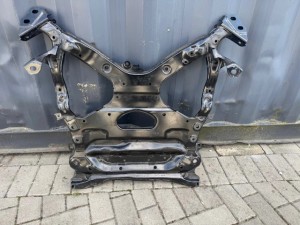 Audi A4 A5 B10 8B1399347C wózek sanki przód OK