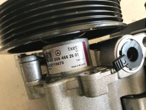 Mercedes 204 207 A 0064662601 Pompa wspomagania