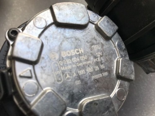 Mercedes 205 213 253 A 0005002686 pompa wody NOWA
