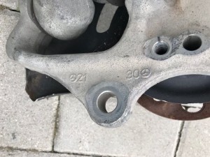 Mercedes 221 216 CL 600 Zwrotnica prawa wahacze kpl