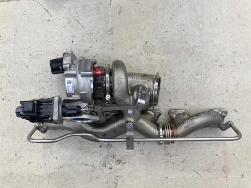 BMW G12 760i V12 8681989 18559710080 Turbina NOWA
