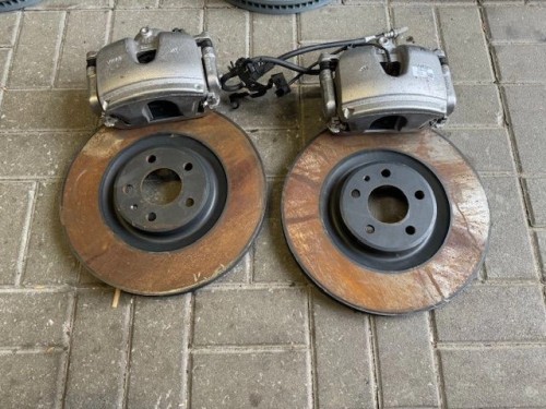Audi Q5 26r 8MA 8B3 lewe zaciski tarcze 8B3615301 ORYG NOWE