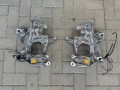 Audi Q5 8MA 8MA399295 wózek lewe mocowanie OK