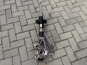 VW Seat Skoda Audi 5QS412021QC 5WA407257 Zwrotnica