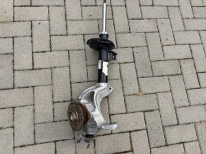 VW Skoda Seat Audi 5Q0407257 5Q0413031KA zwrotnica