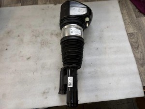 BMW G11 G12 XD EM 7915949 L amortyzator ORYG NEW